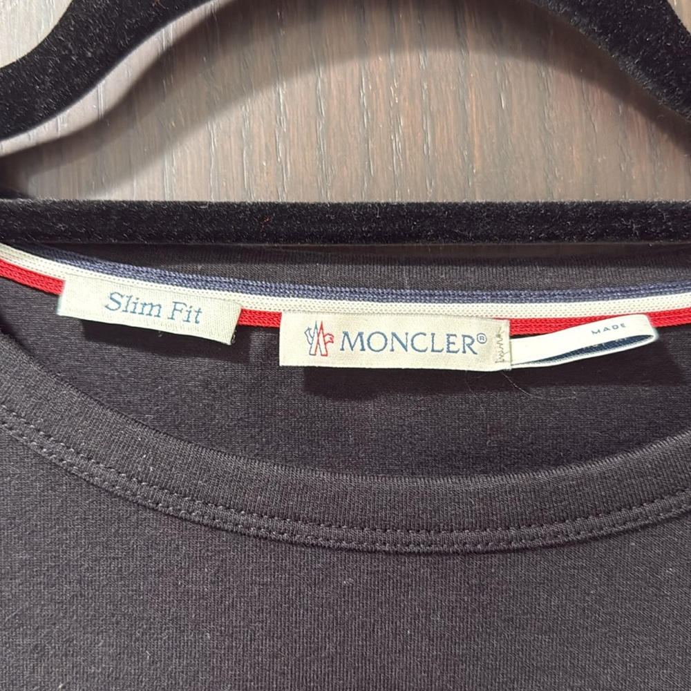 Men’s Moncler Slim Fit T-Shirt - Picture 3 of 7